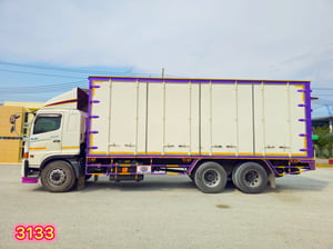 สิบล้อตู้สิบบาน HINO FL8J 260 แรง ปี 2560 (3133) สิบล้อตู้สิบบาน HINO FL8J 260 แรง ปี 2560 (3133)