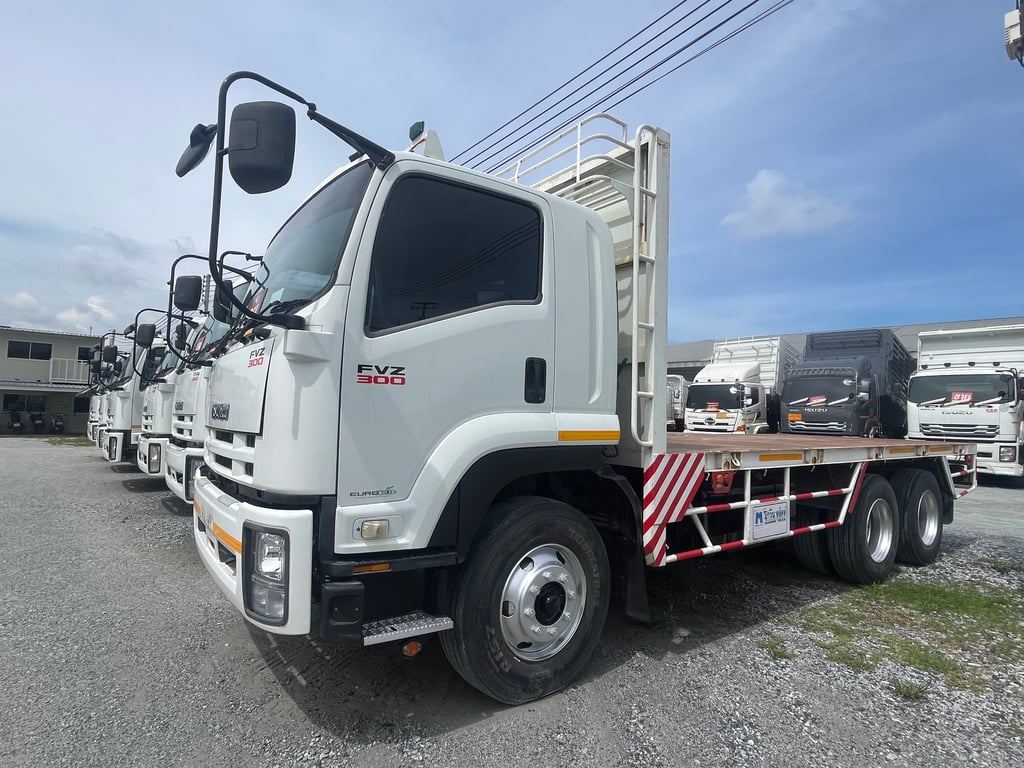 ‼️ สิบล้อพื้นเรียบ ISUZU FVZ 300  แรง ปี 2557 กระบะยาว 6.25 กว้าง 2.50 (0832)
