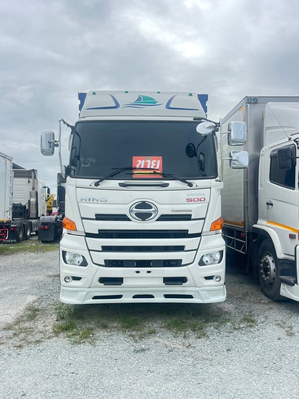 #สิบสองล้อตู้หกบาน HINO GY2P 380 แรง ปี 2565  (2556)