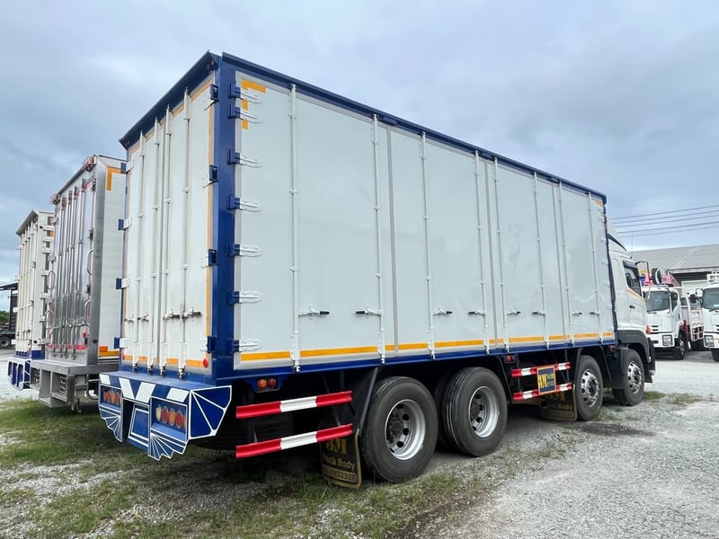 #สิบสองล้อตู้หกบาน HINO GY2P 380 แรง ปี 2565  (2556)