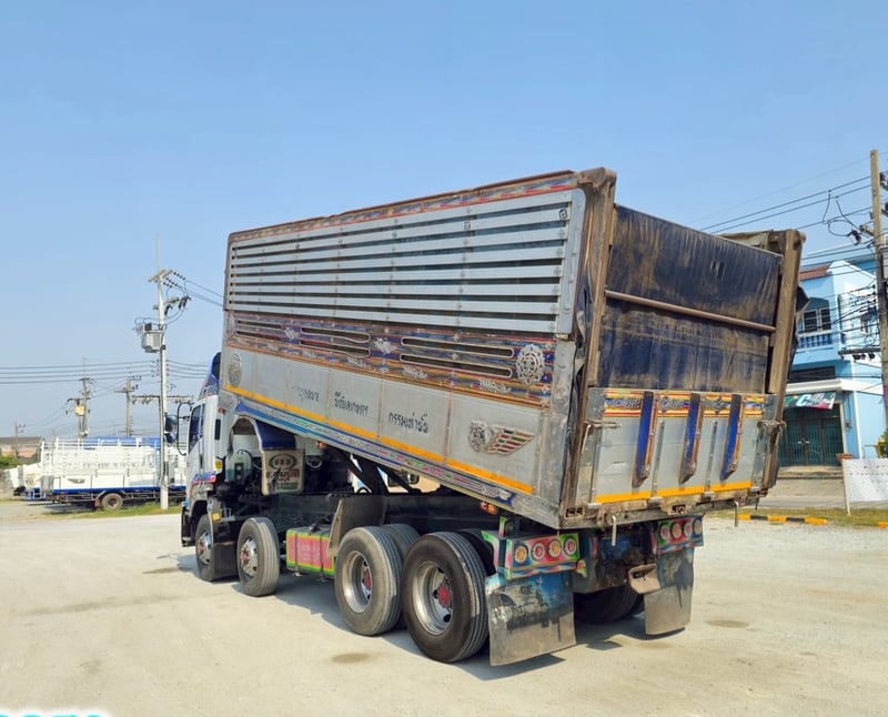 12 ล้อดั้มพ์เกษตร ISUZU FYH  360 แรงม้า ปี 2555 (0856)