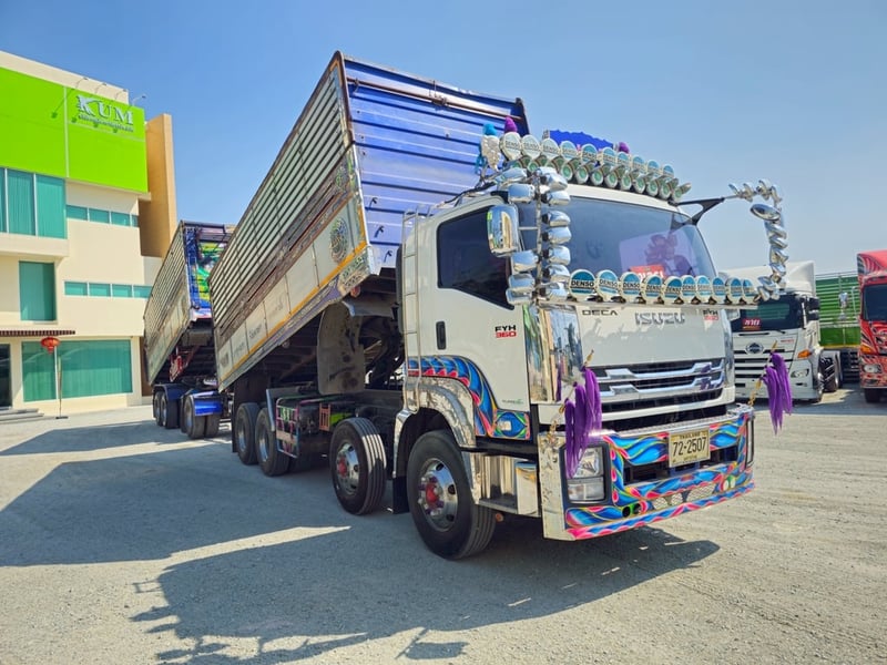 สิบสองล้อดั้มพ์ ISUZU FYH 360 แรง ปี 2556 หางดั้มพ์ สามเพลา อู่ ส.สมบัติ ปี 2556 (2507,2508) สิบสองล้อดั้มพ์ ISUZU FYH 360 แรง ปี 2556 หางดั้มพ์ สามเพลา อู่ ส.สมบัติ ปี 2556 (2507,2508)