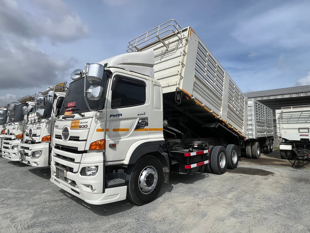 สิบล้อดั้มพ์ HINO  FM1A 344 แรง ปี 2566 (7371)