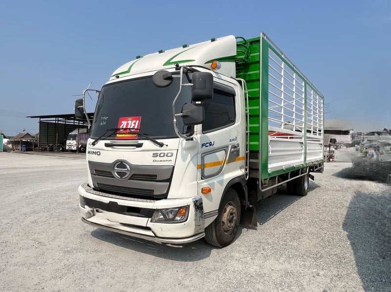 หกล้อคอก HINO FC9J 175 แรง ปี 2566  (2340)