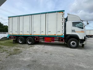 👉 สิบล้อตู้ ISUZU FVM 300แรง ปี 2562  (0634)