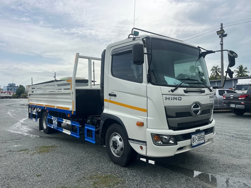 หกล้อกระบะคาร์โก้ HINO FC9J 175 แรง ปี 2567 (3859)