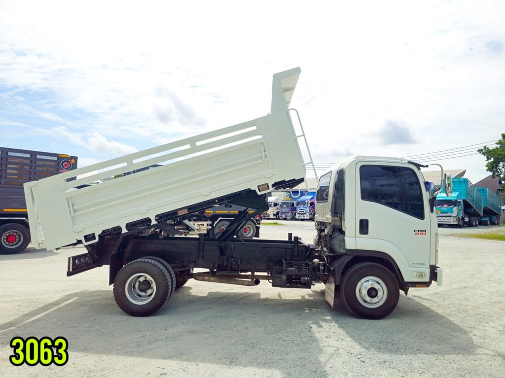 👉 #หกล้อดั้มพ์ ISUZU  FRR 210 แรง ปี 2564  (3063)