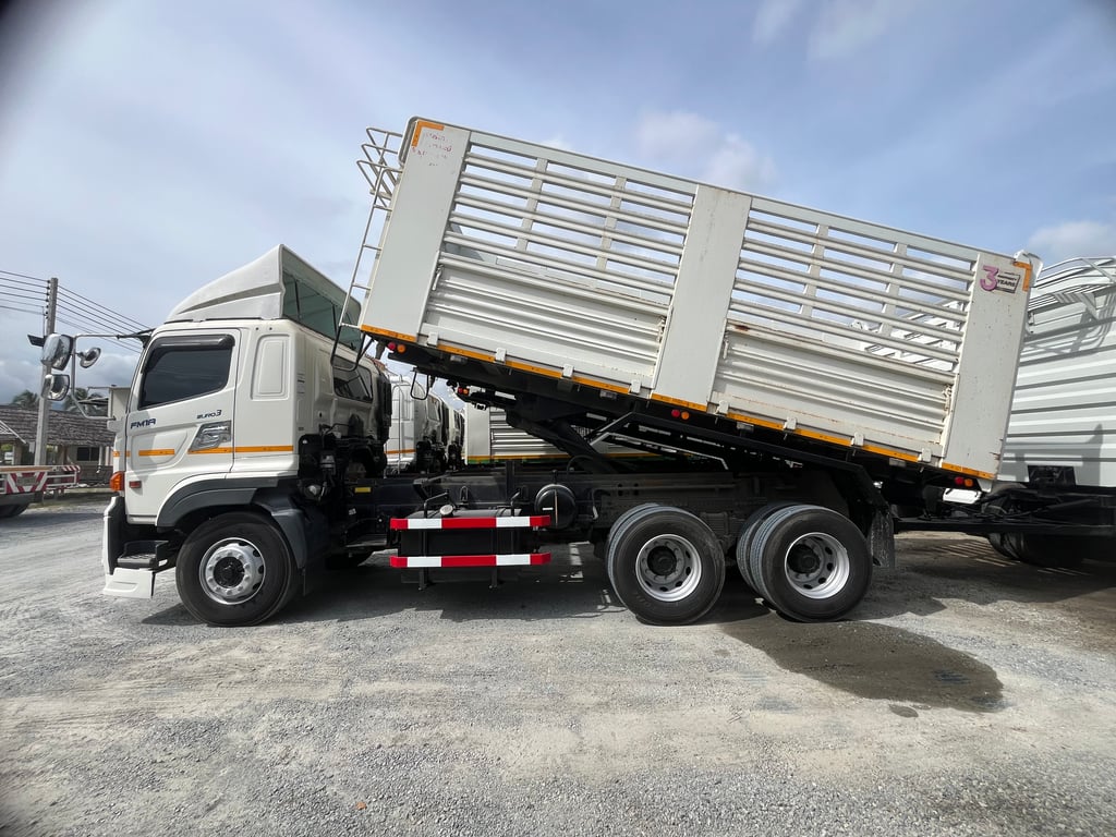 สิบล้อดั้มพ์ HINO  FM1A 344 แรง ปี 2566 (7371)
