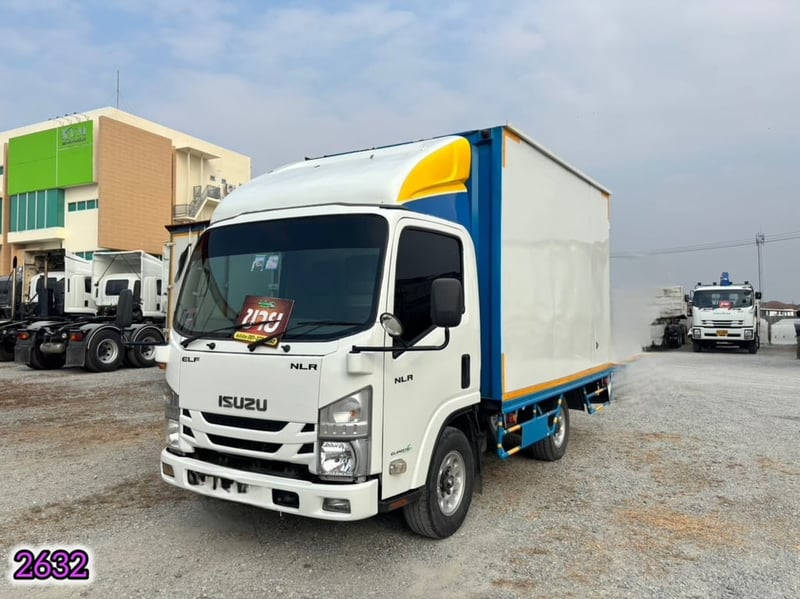 🔺 สี่ล้อตู้ ISUZU  NLR104 แรง ปี 2563 (2632)