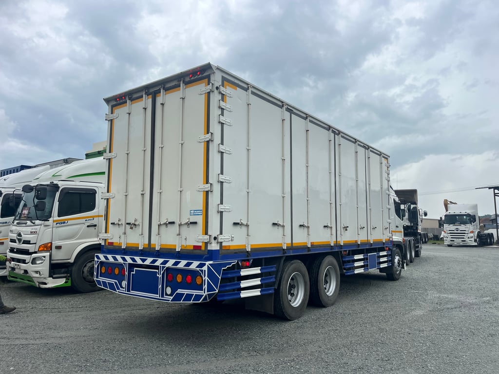 👉 สิบล้อตู้สิบบาน HINO FL8J 260 แรง ปี 2565 (9027) 👉 สิบล้อตู้สิบบาน HINO FL8J 260 แรง ปี 2565 (9027)