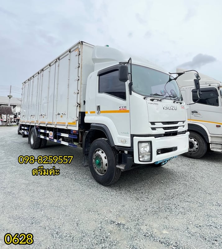 👉 หกล้อตู้สิบบาน ISUZU FTR 240 แรง ปี 2562 (0628)