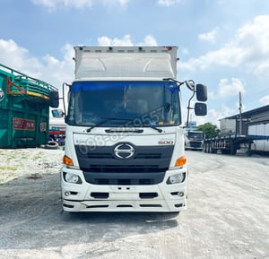 💥หกล้อตู้สิบบาน HINO FG8J 240 แรงม้า ปี 60 (7915) 💥หกล้อตู้สิบบาน HINO FG8J 240 แรงม้า ปี 60 (7915)
