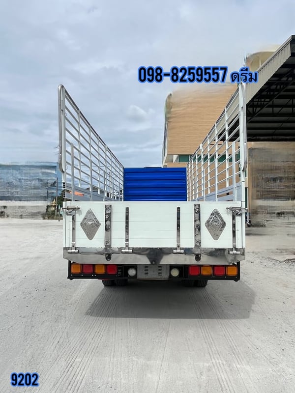 📌 หกล้อคอก ISUZU FRR 210 แรง ปี 2565  (9202)