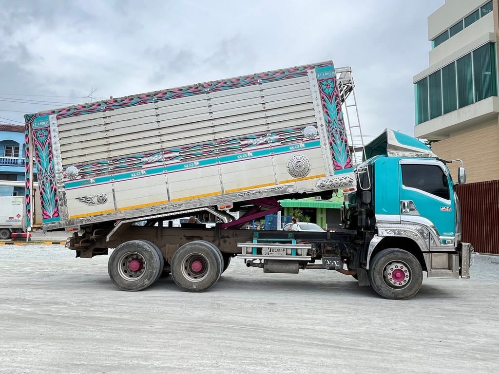 💥สิบล้อดั้มพ์ ISUZU FXZ 360 แรง ปี 2566(8073)