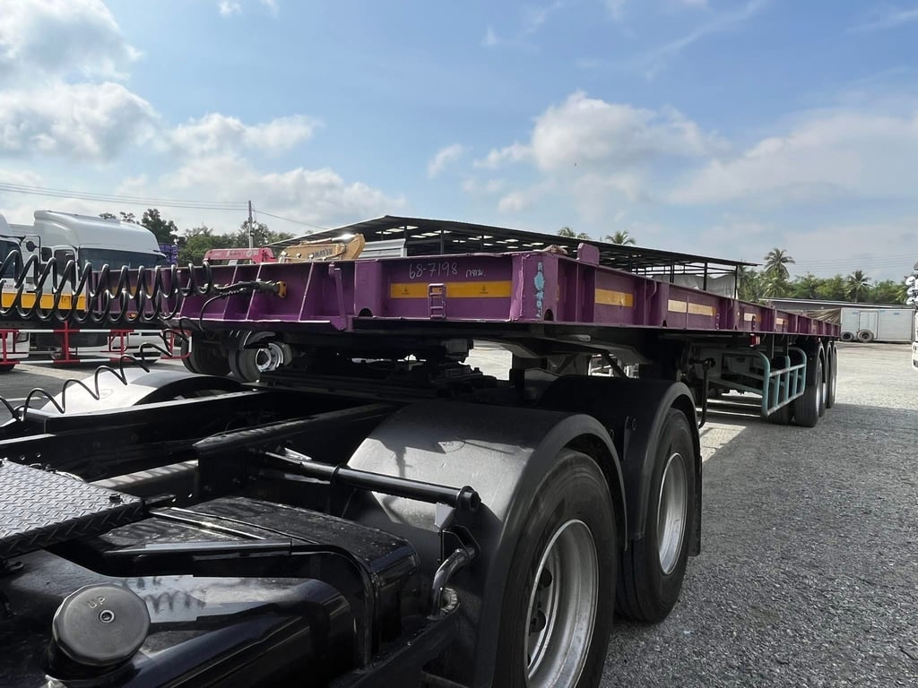 หางพื้นเรียบ สามเพลา อู่ panusmawim ปี 2555 (7198) หางพื้นเรียบ สามเพลา อู่ panusmawim ปี 2555 (7198)