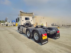 สิบล้อหัวลาก SCANIA  P360 แรงม้า ปี 60 (4592)