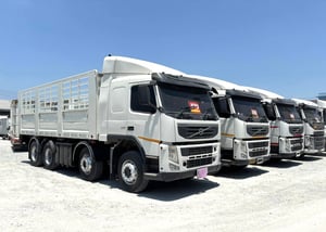 Vาย 12 ล้อกระบะคอก Volvo FM 440 แรงม้า ปี 56 (2894)