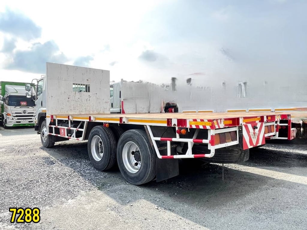 #สิบล้อพื้นเรียบ ISUZU FVM 240 แรง ปี 2556 (7288) #สิบล้อพื้นเรียบ ISUZU FVM 240 แรง ปี 2556 (7288)