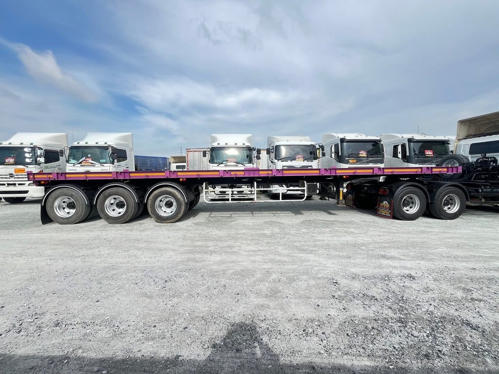 💜#หางพื้นเรียบสามเพลา อู่พนัสมาวิม ปี 2555 (7198) 💜#หางพื้นเรียบสามเพลา อู่พนัสมาวิม ปี 2555 (7198)