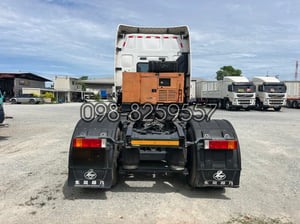 สิบล้อหัวลาก Chenglong LZ 387.6 แรง ปี 2567 (6674) สิบล้อหัวลาก Chenglong LZ 387.6 แรง ปี 2567 (6674)