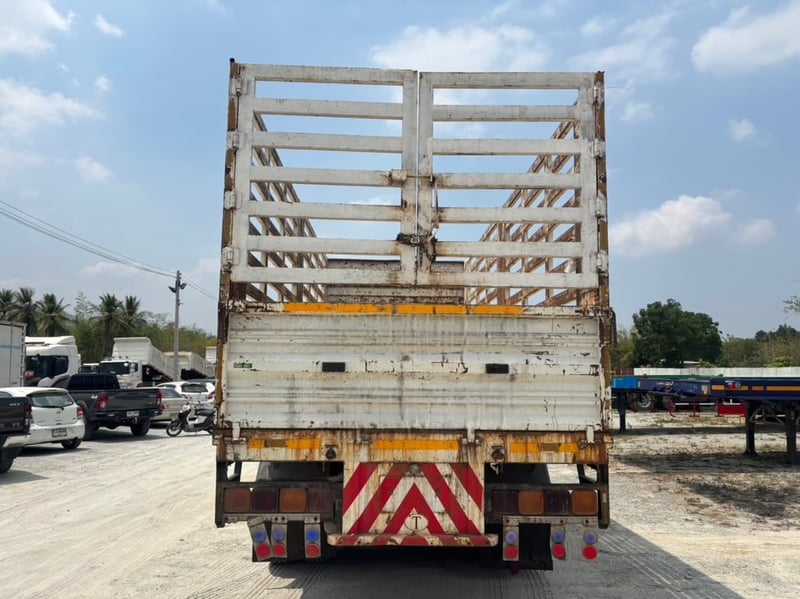 สิบล้อคอก ISUZU FVM 300 แรง ปี 2563 (4490)