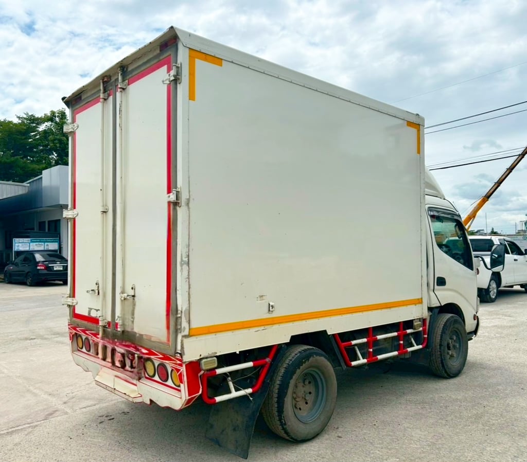 👉 สี่ล้อตู้ HINO xzu 136 ปี 2561 (4583) 👉 สี่ล้อตู้ HINO xzu 136 ปี 2561 (4583)