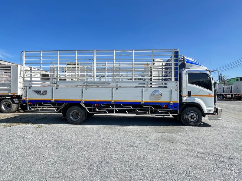 👉หกล้อคอก ISUZU FRR 210 แรง ปี 2565  (9202)