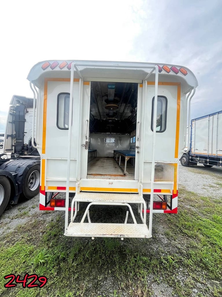 หกล้อโดยสาร HINO XZU 150 แรง  ปี 2566  (2429) หกล้อโดยสาร HINO XZU 150 แรง  ปี 2566  (2429)