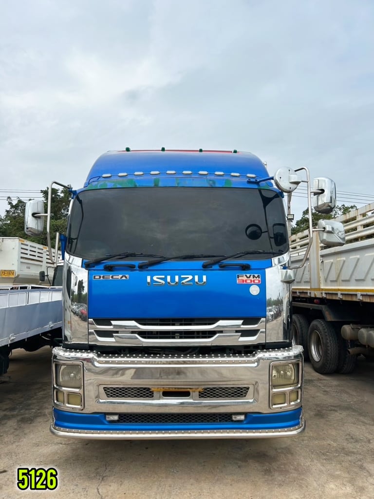 สิบล้อคอก ISUZU FVM 300 แรง ปี 2554 (5126)