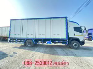 หกล้อตู้สิบบาน  ISUZU  FTR 240 แรง ปี 2564(3567