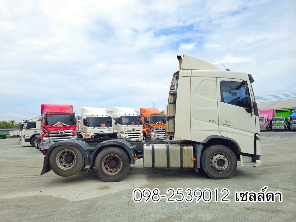 สิบล้อหัวลาก (4395)