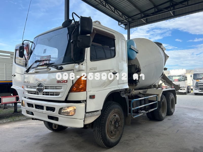 ราคาเท่ากันทั้ง 2 คัน  รถโม่ปูน FM1A 330 แรง ปี 55  โม่แบรนต์เยอรมัน LIEBHERR สภาพดี พร้อมใช้งาน💯 (6782 6785)