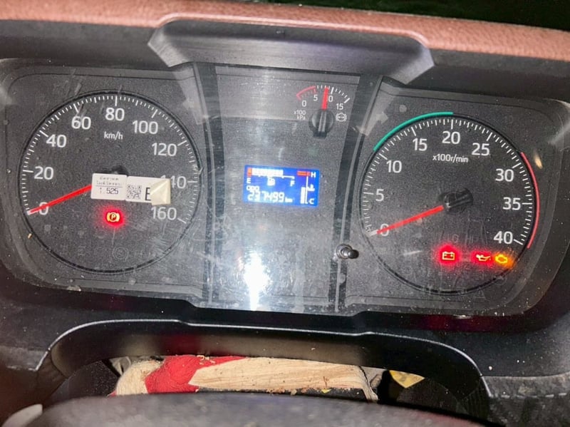หกล้อคอก HINO FC9J 175 แรง ปี 2566(2340)