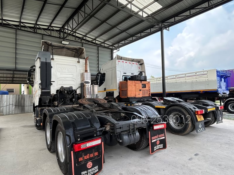 🚨สิบล้อหัวลาก VOLVO FH 440 แรง ปี 2558 (8454) Sาคา 1,280,000-  🚨รถเข้าใหม่ของลาน ติดเจน หัวลากแบรนด์จีน CHENGLONG H7 400 แรง ปี 67 (6674)