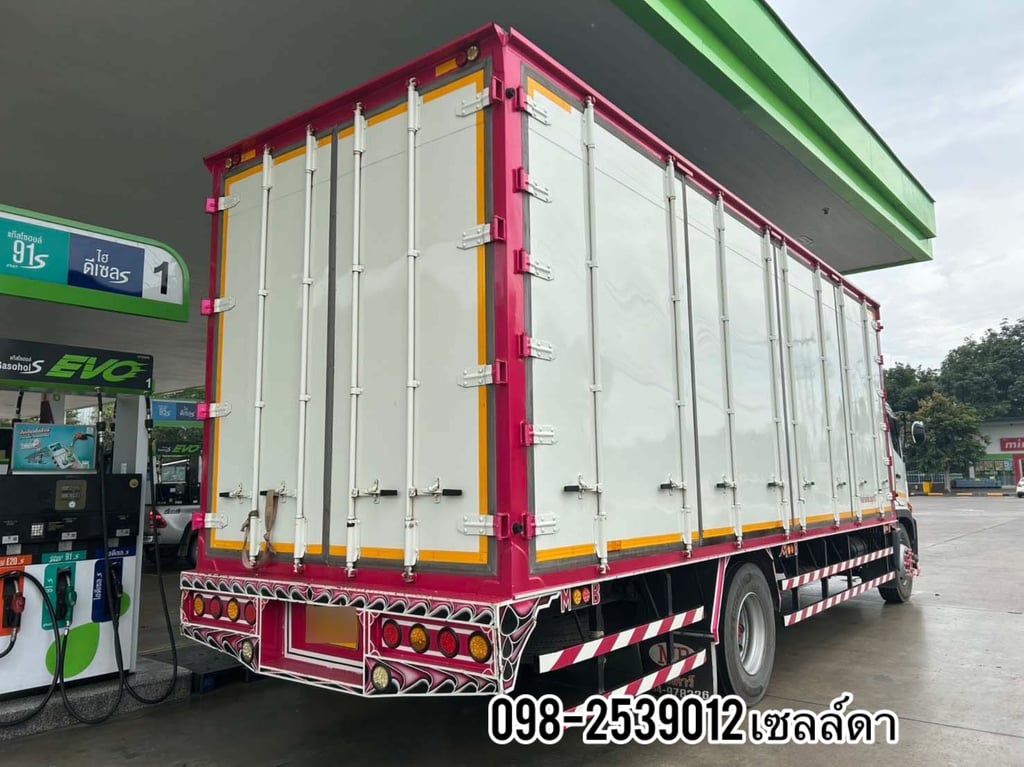 หกล้อตู้สิบบาน (3276) หกล้อตู้สิบบาน (3276)