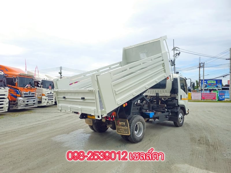 👉หกล้อดั้มพ์ ISUZU FRR 210 แรง  ปี 2565(1030)