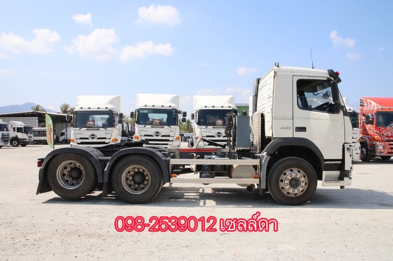 👉 สิบล้อหัวลาก VOLVO FM 440 แรง ปี 2560(0248)