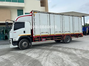 🔥รถเข้าใหม่คะ🔥 หกล้อตู้สิบบาน ISUZU FTR 240 แรง ปี 2561(8202) 🔥รถเข้าใหม่คะ🔥 หกล้อตู้สิบบาน ISUZU FTR 240 แรง ปี 2561(8202)