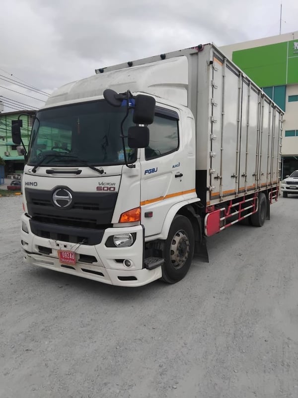 Vายตัด1,260,000 บาท หกล้อตู้สิบบาน HINO FG8J  240 แรงม้า ปี 60 (7915)