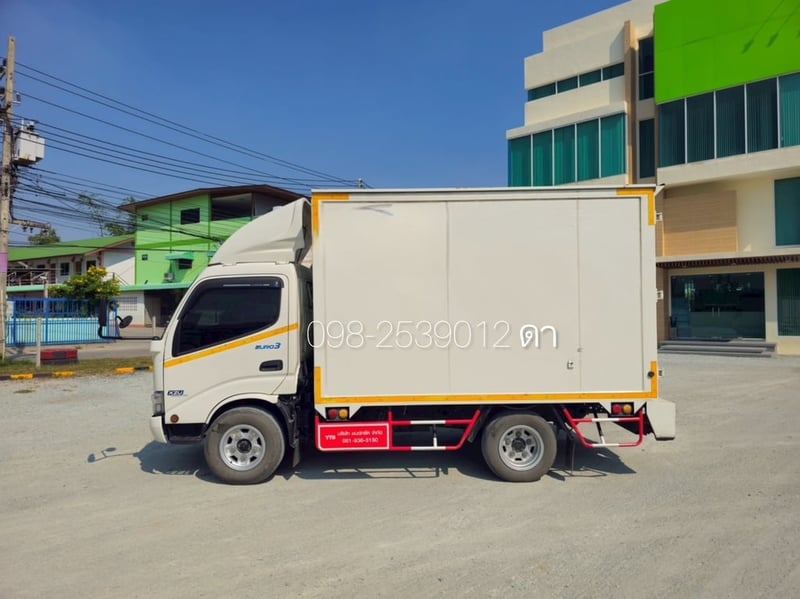 สี่ล้อตู้ HINO XZU 136 แรง ปี 2567(9713)
