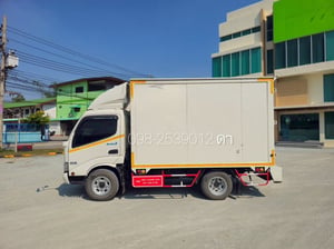 สี่ล้อตู้ HINO XZU 136 แรง ปี 2567(9713)