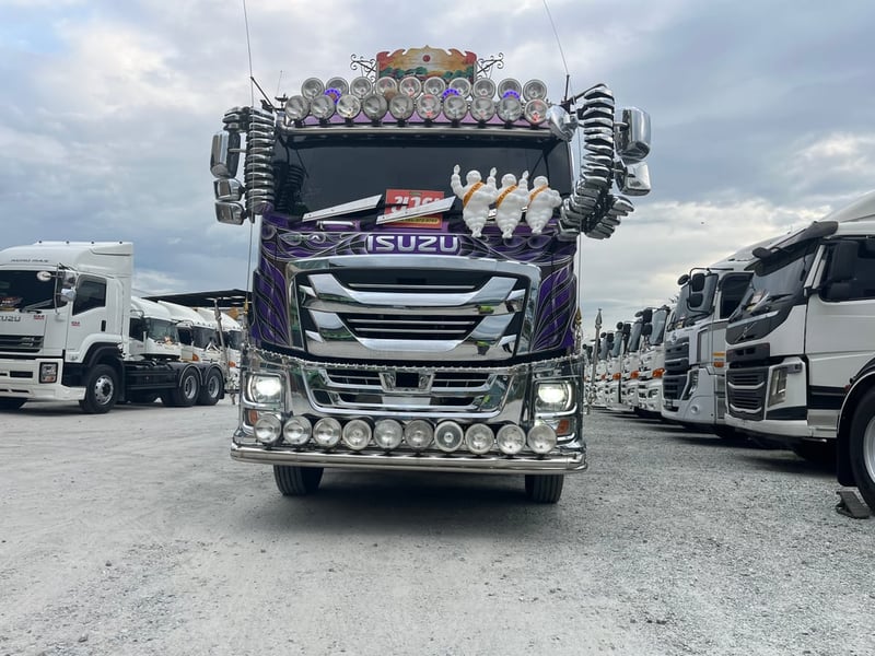 ชุดแต่ง 200,000 บาท 🔥สเป็คแบก,อู่แม็กเทรลเลอร์ สิบล้อดั้มพ์ ISUZU FXZ 360 แรง ปี 2566(9107,9108) ชุดแต่ง 200,000 บาท 🔥สเป็คแบก,อู่แม็กเทรลเลอร์ สิบล้อดั้มพ์ ISUZU FXZ 360 แรง ปี 2566(9107,9108)