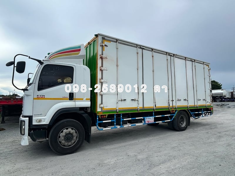 หกล้อตู้สิบบาน พร้อมลิฟท้าย Isuzu FTR240 ปี61 (7819) หกล้อตู้สิบบาน พร้อมลิฟท้าย Isuzu FTR240 ปี61 (7819)
