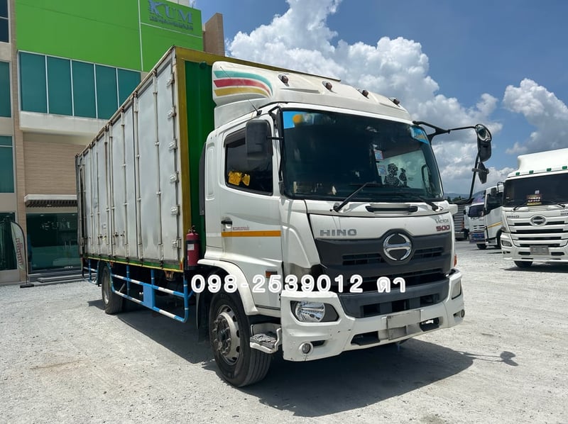 💥sาคาตัด 1,220,000 บาท 📞098-2539012 ดา(เน้นโทร) หกล้อตู้สิบบาน HINO FG8J 240 แรงม้า ปี 59 (3446) 💥sาคาตัด 1,220,000 บาท 📞098-2539012 ดา(เน้นโทร) หกล้อตู้สิบบาน HINO FG8J 240 แรงม้า ปี 59 (3446)