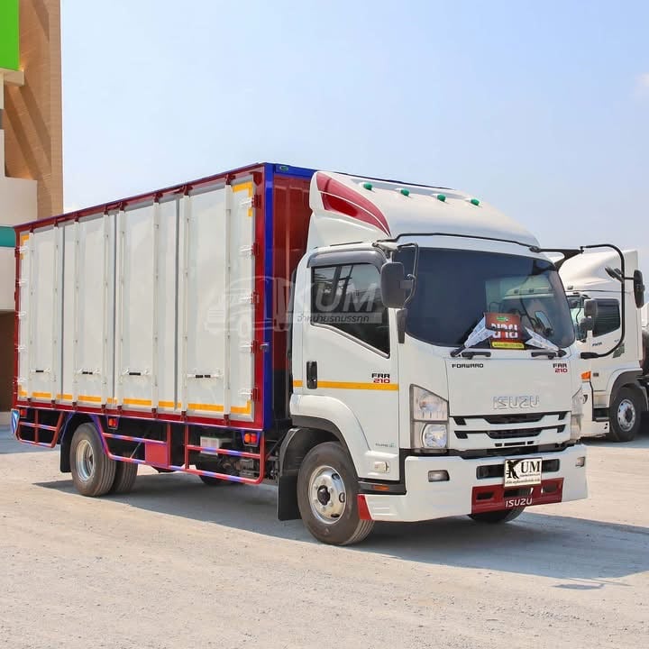 เก็บสวยบิ้วตู้ใหม่  ฟรี ยางใหม่ 4 เส้น  หกล้อตู้สิบบาน ISUZU FRR 210 แรง ปี 2565 (2331)