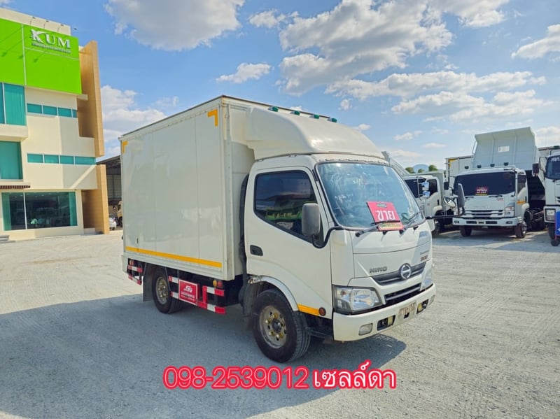  👉 สี่ล้อตู้ HINO XZU 136 แรง ปี 2565 (8111)
