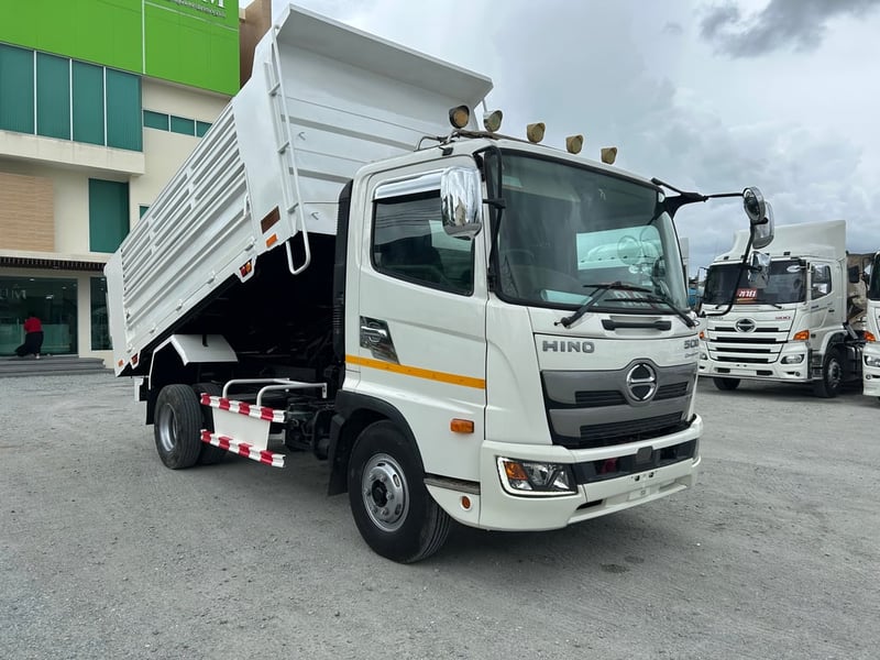 หกล้อดั้มพ์ HINO FC9J 210 แรง ปี 2564 (3210) หกล้อดั้มพ์ HINO FC9J 210 แรง ปี 2564 (3210)
