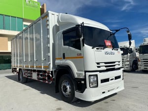 หกล้อตู้สิบบาน ISUZU FTR 240 แรง ปี 2565 (2375)