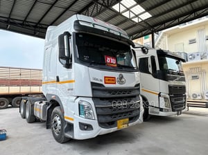 🚨สิบล้อหัวลาก VOLVO FH 440 แรง ปี 2558 (8454) Sาคา 1,280,000-  🚨รถเข้าใหม่ของลาน ติดเจน หัวลากแบรนด์จีน CHENGLONG H7 400 แรง ปี 67 (6674)