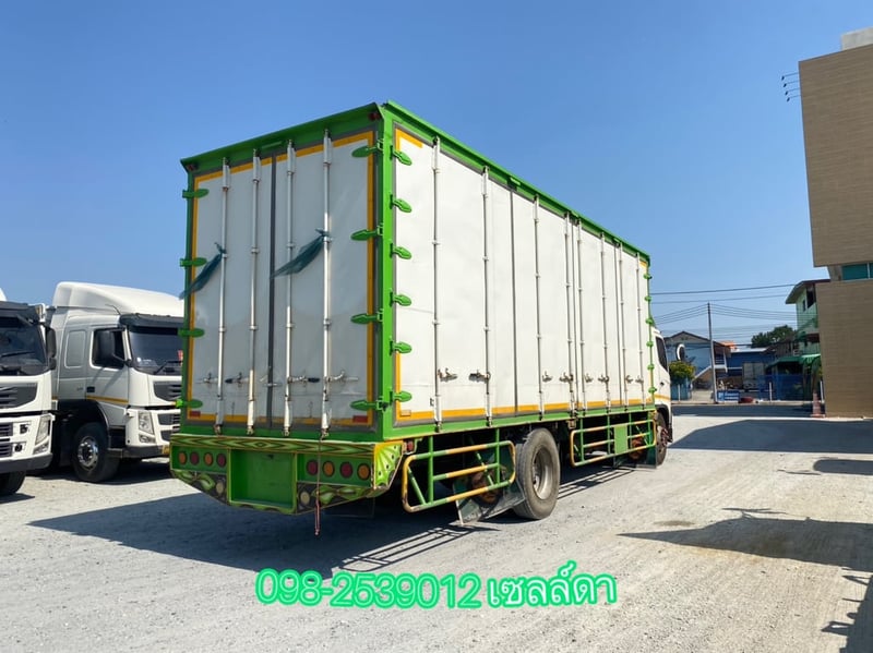 👉 หกล้อตู้สิบบาน HINO FG8J 212 แรง ปี 2556 (3820)